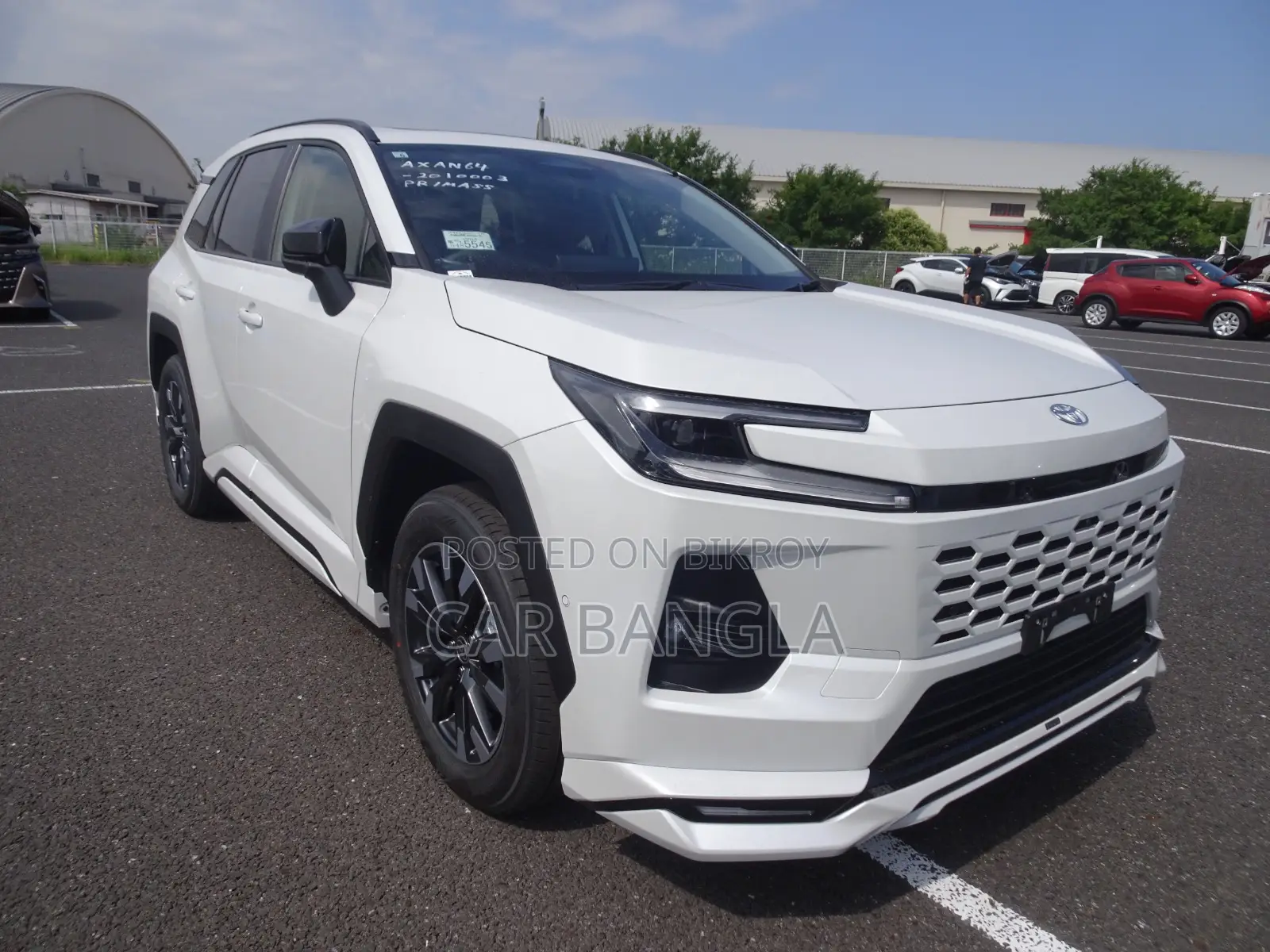 New Toyota RAV4 LE 2026 Pearl