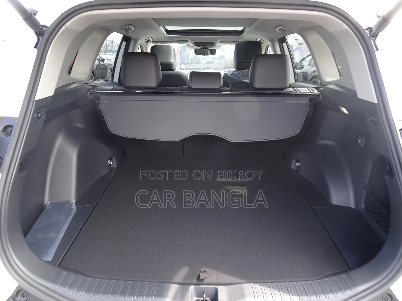 New Toyota RAV4 LE 2026 Pearl