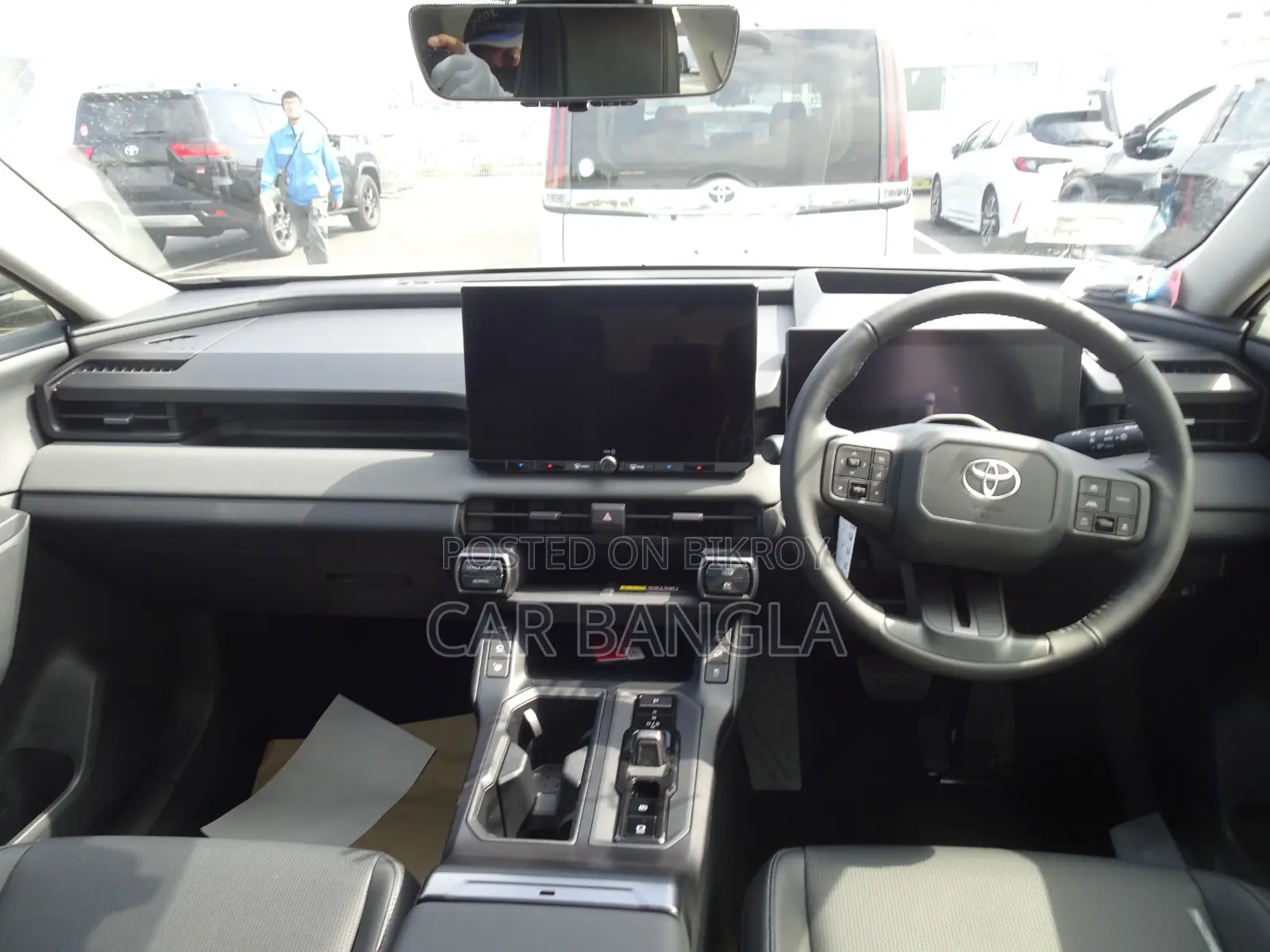 New Toyota RAV4 LE 2026 Pearl