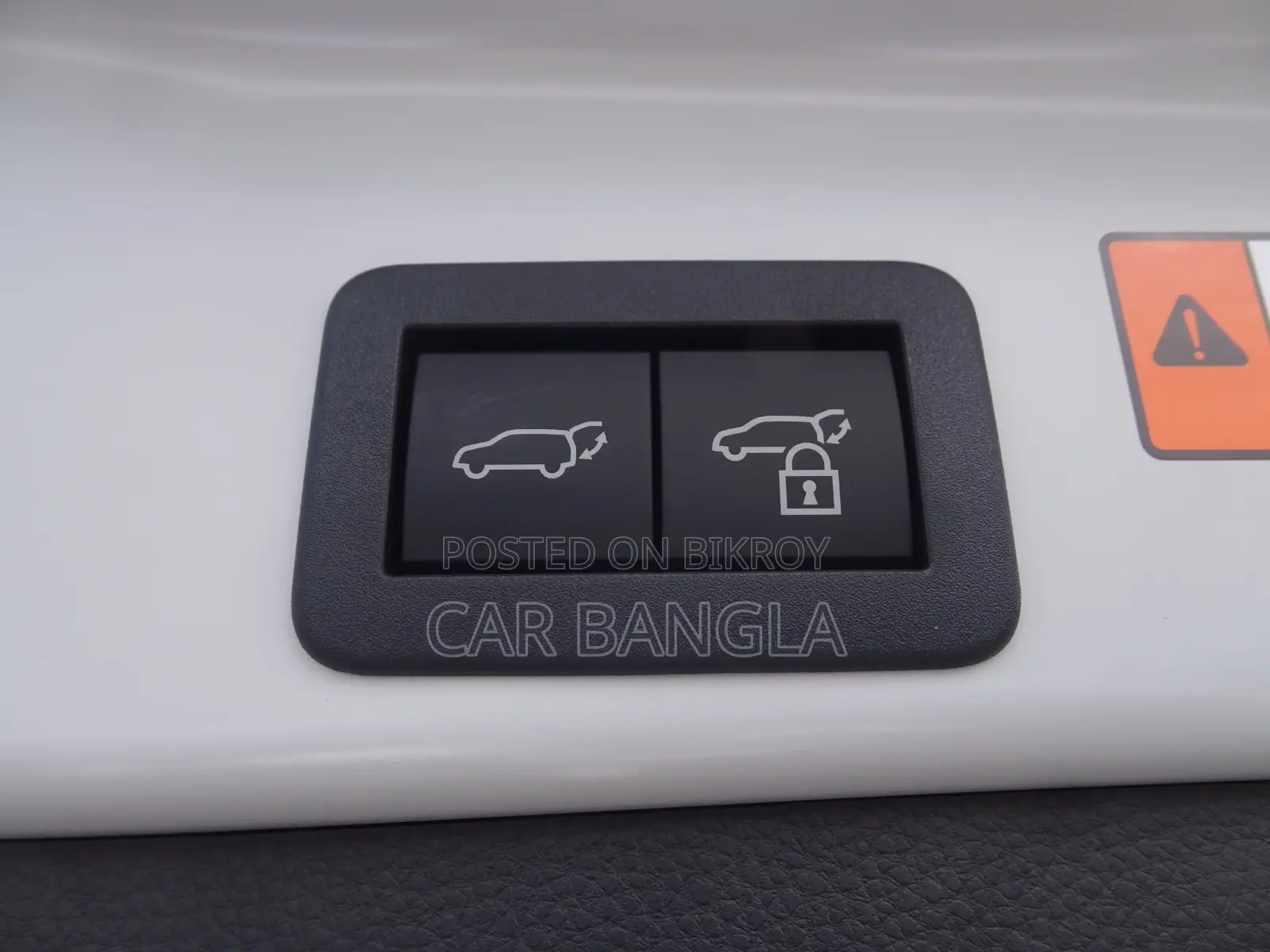 New Toyota RAV4 LE 2026 Pearl