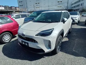 Toyota Yaris Cross 2021 Pearl