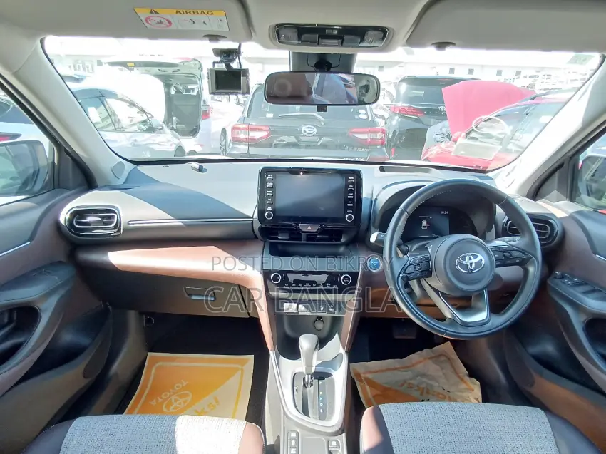 Toyota Yaris Cross 2021 Pearl