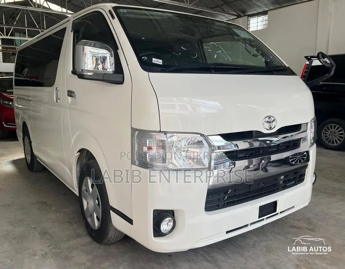 Toyota HiAce 2020 White