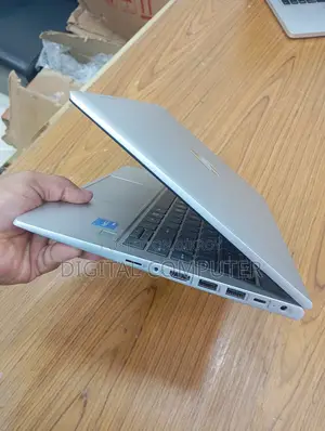 Laptop HP ProBook 440 G8 16GB Intel Core I5 SSD 512GB