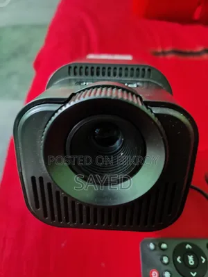 HY320 Mini Projector Brought from abroad, completely new
