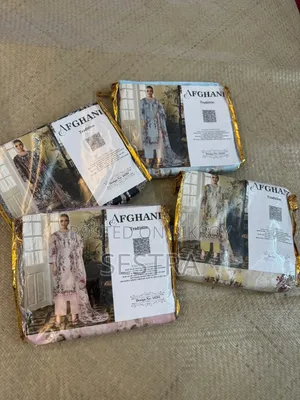 Very high quality three-piece. Captivating digitally printed.