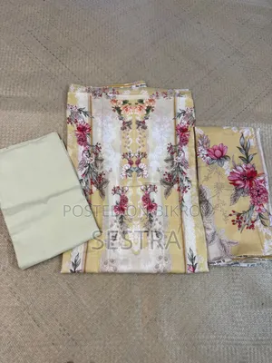 Very high quality three-piece. Captivating digitally printed.