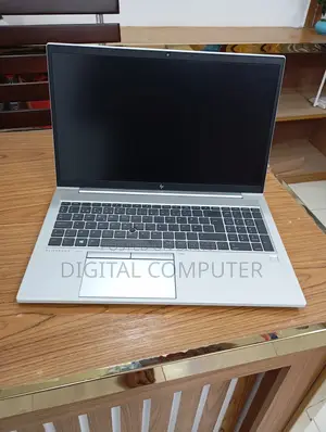 Laptop HP EliteBook 840 G7 16GB Intel Core i7 SSD 256GB