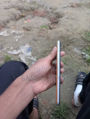 রিয়েলমি ৯ ১২৮ জিবি গোল্ড