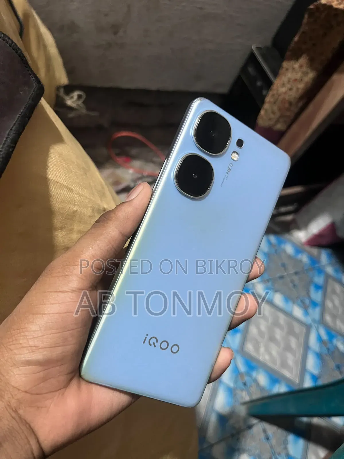 iQOO 256 GB Blue