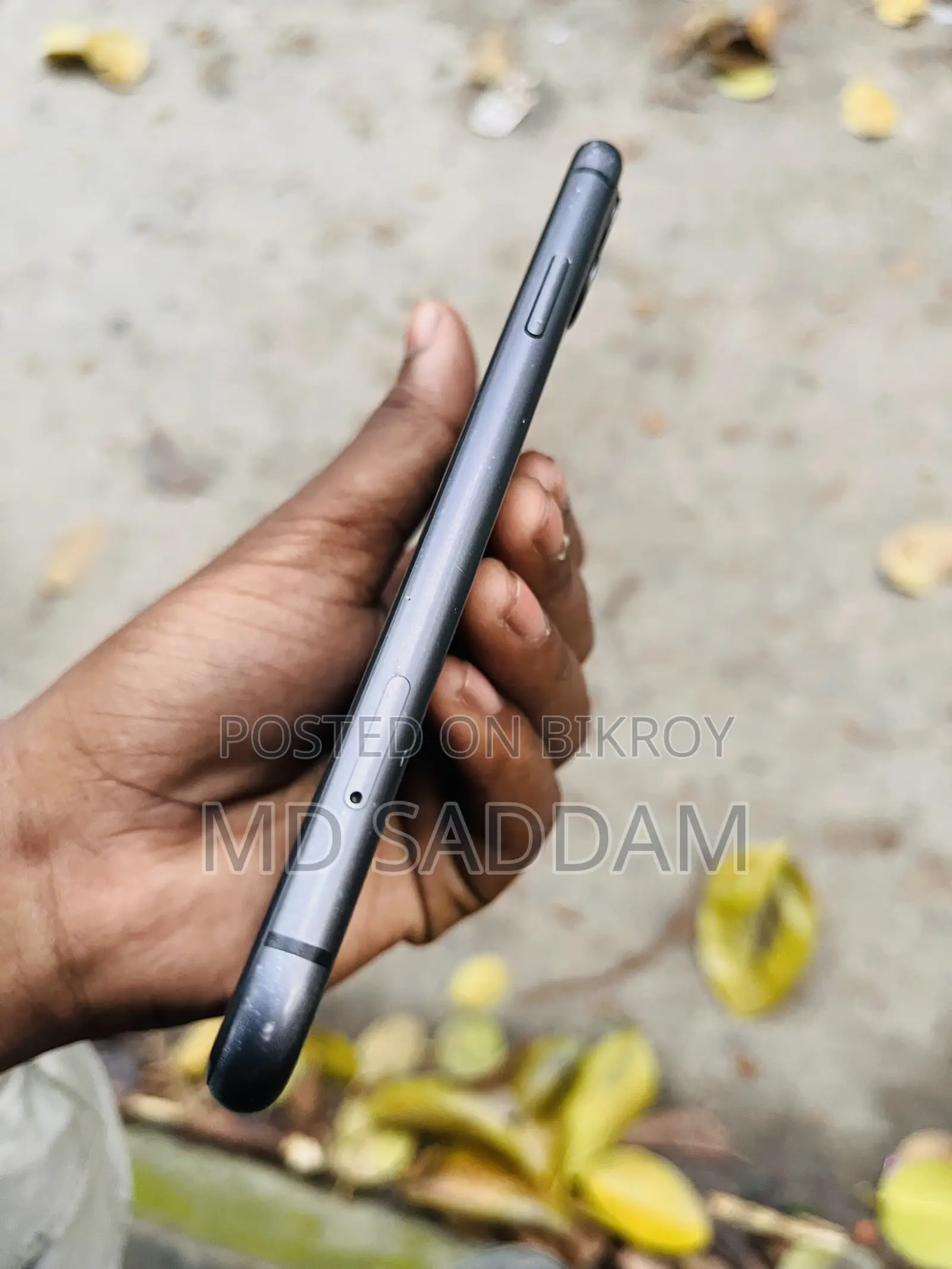 অ্যাপল আইফোন ১১ ১২৮ জিবি ব্ল্যাক