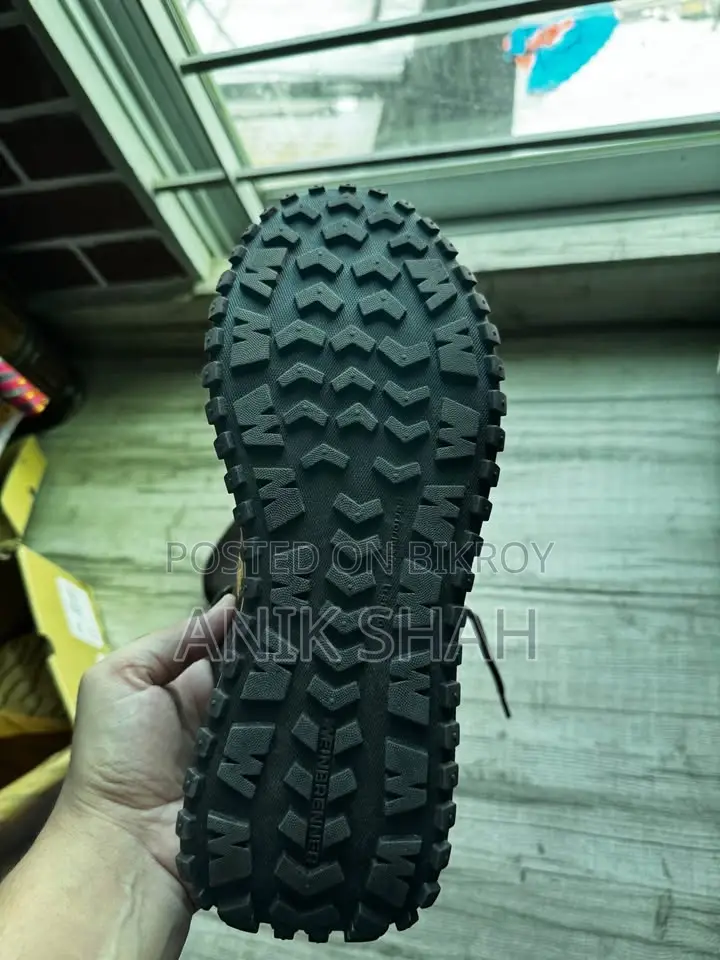 বাটা ওয়েনব্রেনার স্নিকার