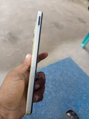 রিয়েলমি নারজো ৫০ ১২৮ জিবি গোল্ড
