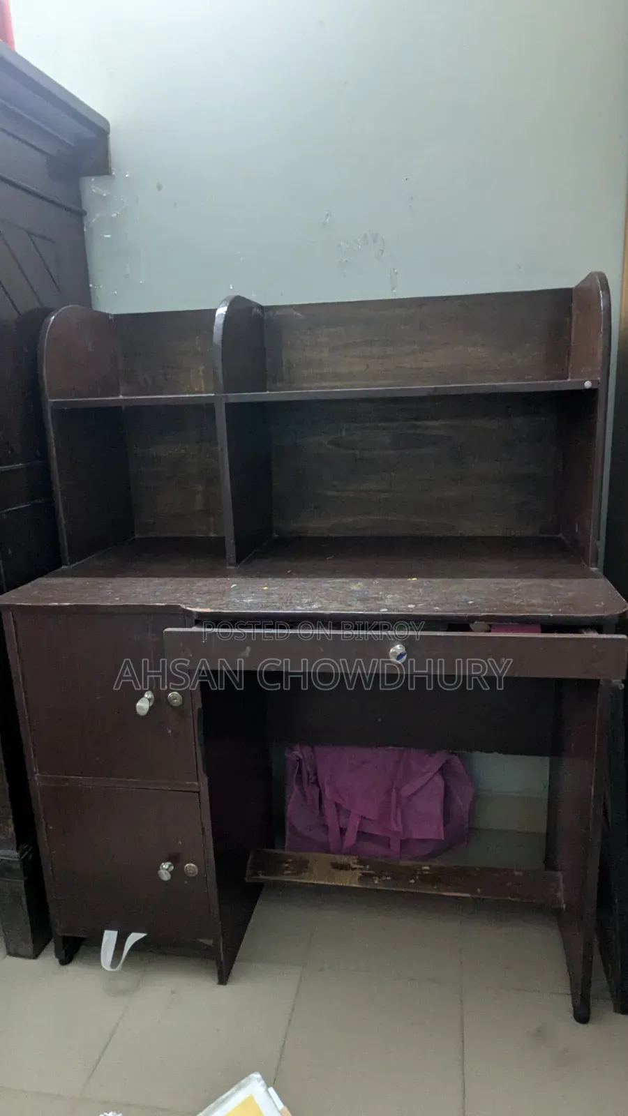 Used Study Table