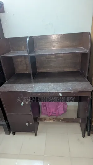 Used Study Table