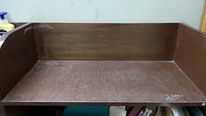 Used Study Table