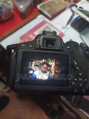 Canon 700 D 18-55 Kit Lens Sell Posst