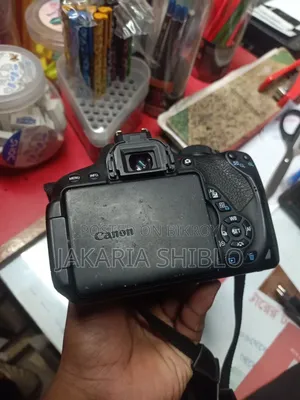 Canon 700 D 18-55 Kit Lens Sell Posst