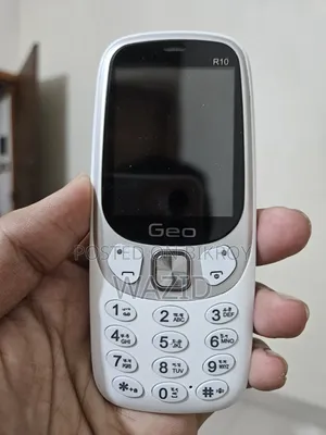 Geo R10 White