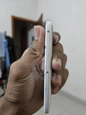 Geo R10 White