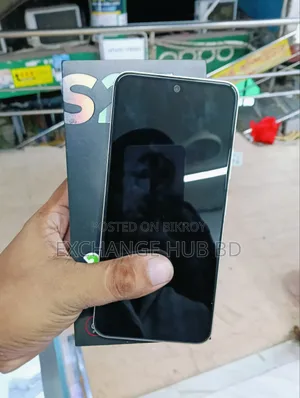 আইটেল এস২৫ ১২৮ জিবি গোল্ড