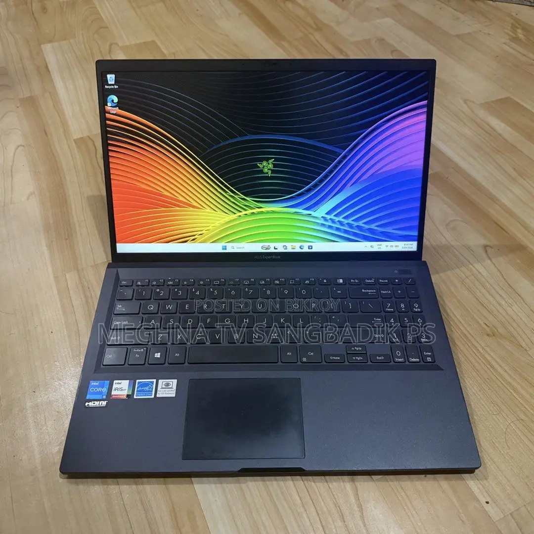 Laptop ASUS 3GB Intel SSD 256GB