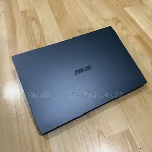 Laptop ASUS 3GB Intel SSD 256GB