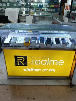 ওপ্পো মোবাইল ডেস্ক