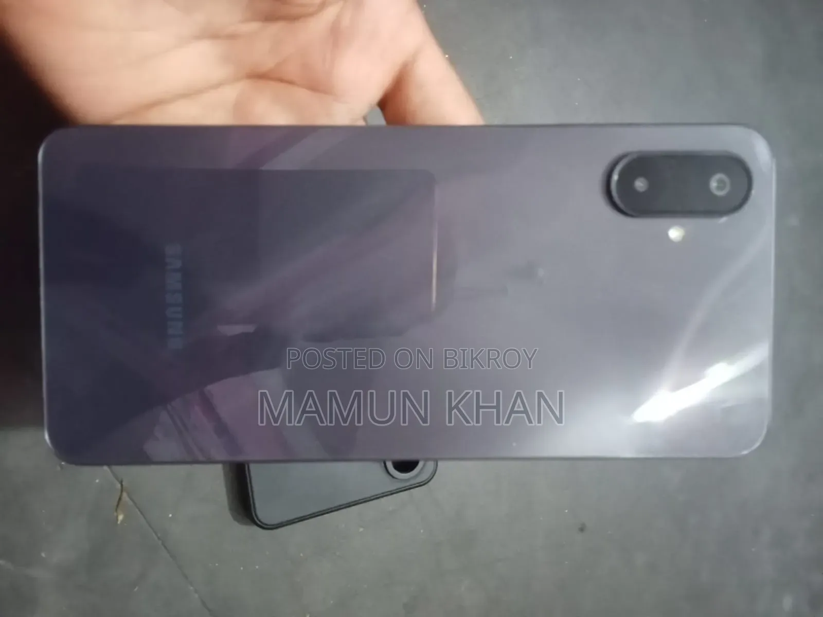 নতুন স্যামসাং গ্যালাক্সি এম০৬ ৫জি ১২৮ জিবি গোল্ড