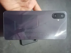 নতুন স্যামসাং গ্যালাক্সি এম০৬ ৫জি ১২৮ জিবি গোল্ড