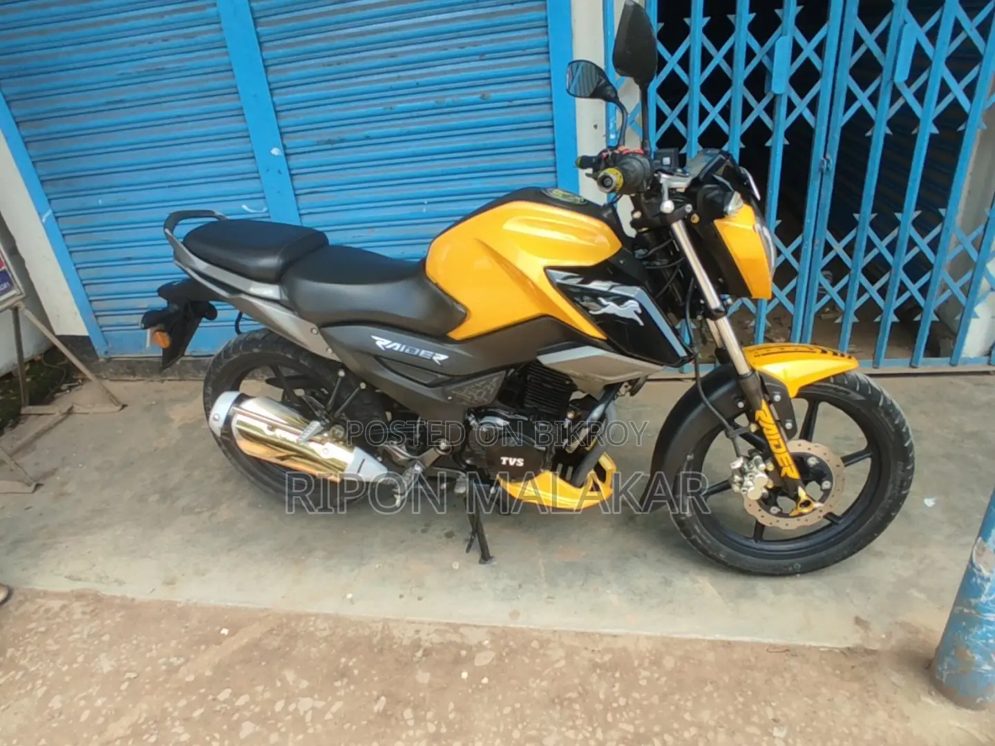 TVS Raider 125 2025 Yellow
