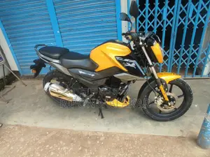 TVS Raider 125 2025 Yellow