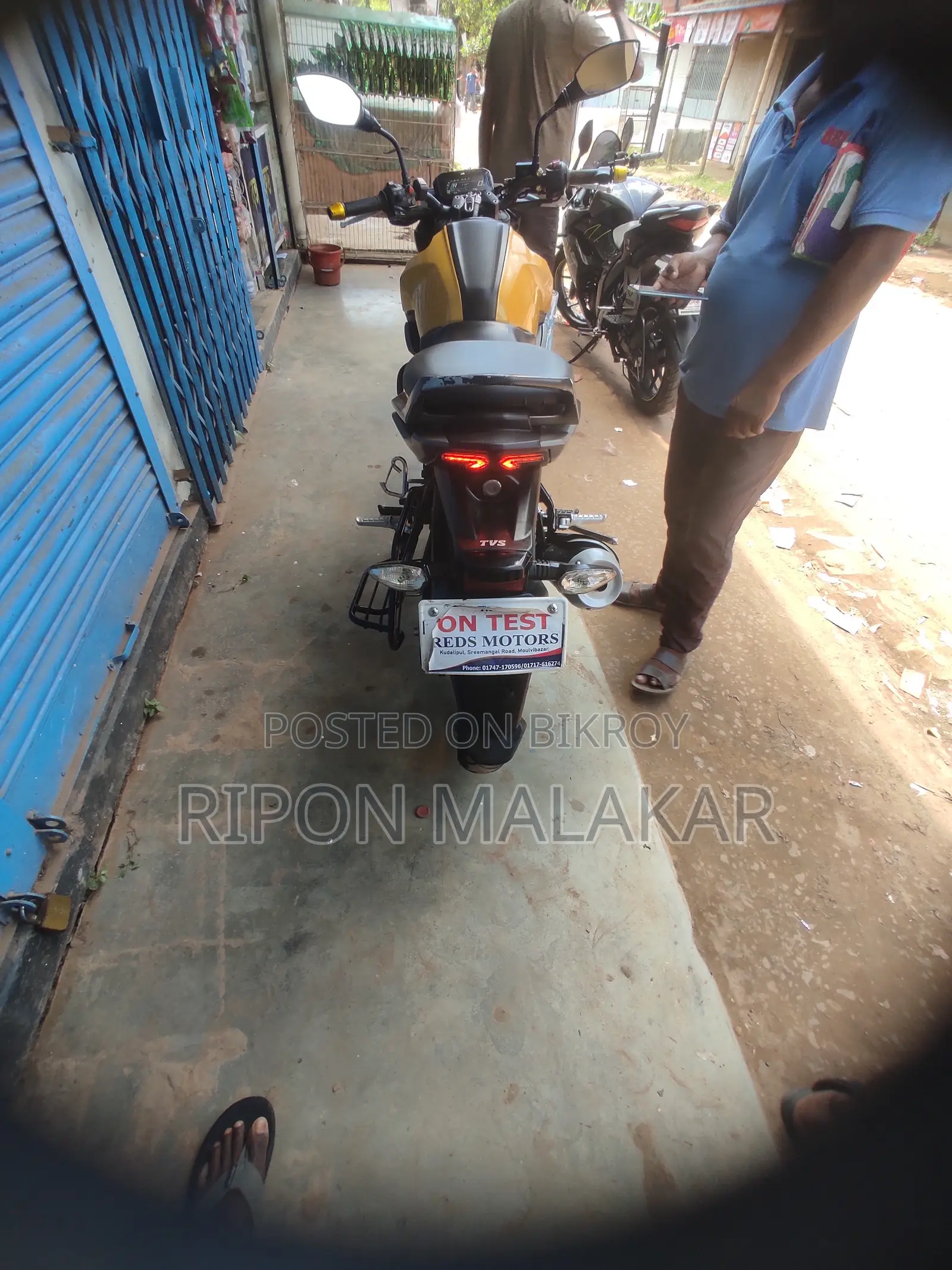 TVS Raider 125 2025 Yellow
