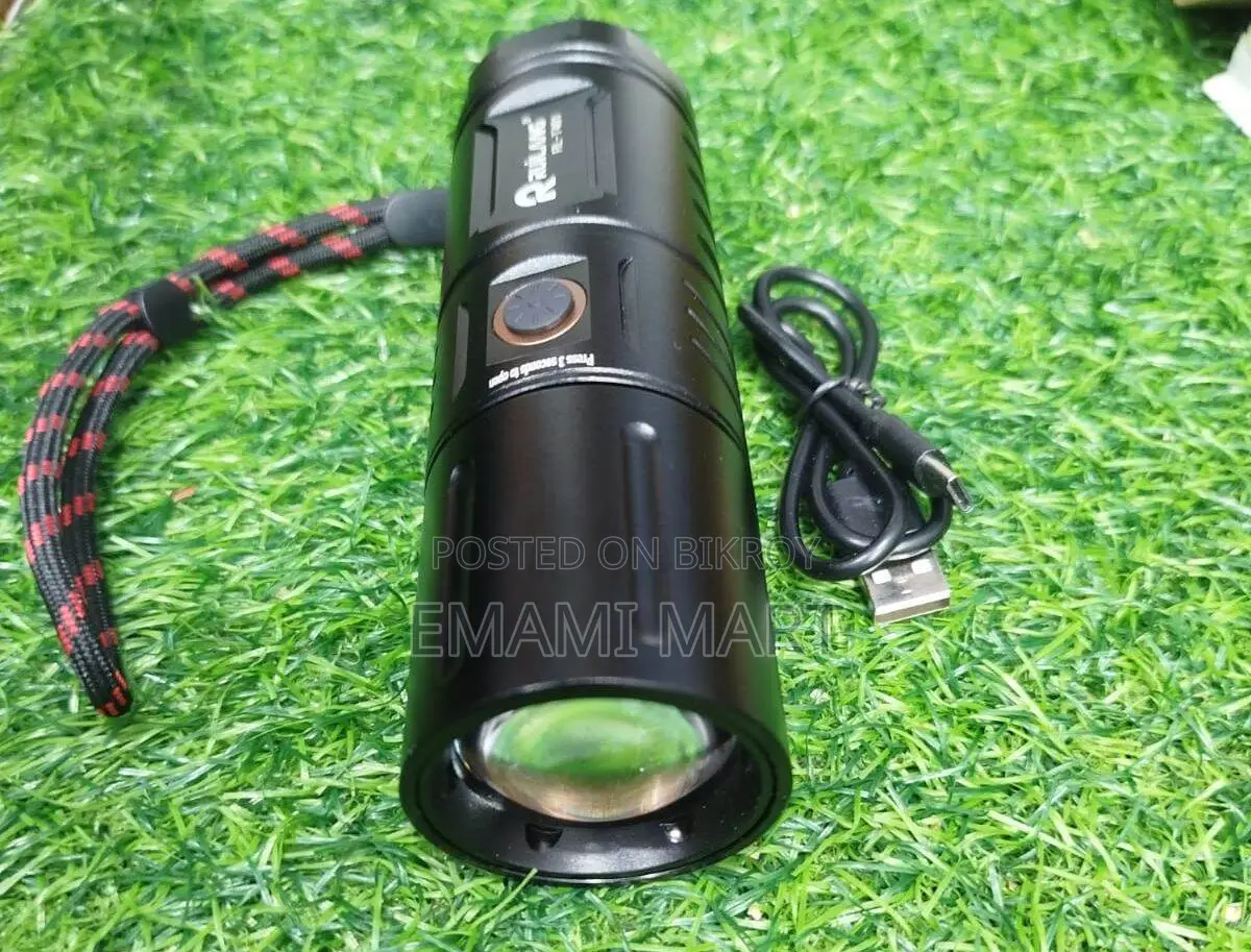 HIGH POWERED MULTI PURPOSE Zoomable Strong Light T40 LED Flashlight US