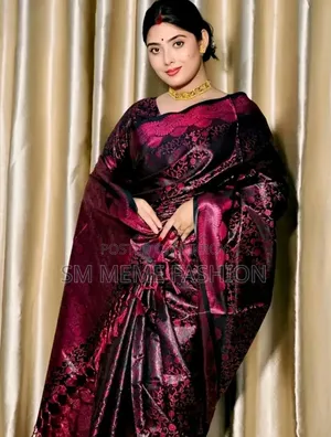 রয়েল বেনারসি কাতান শাড়ি