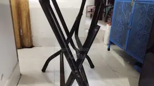 ডাইনিং টেবিল