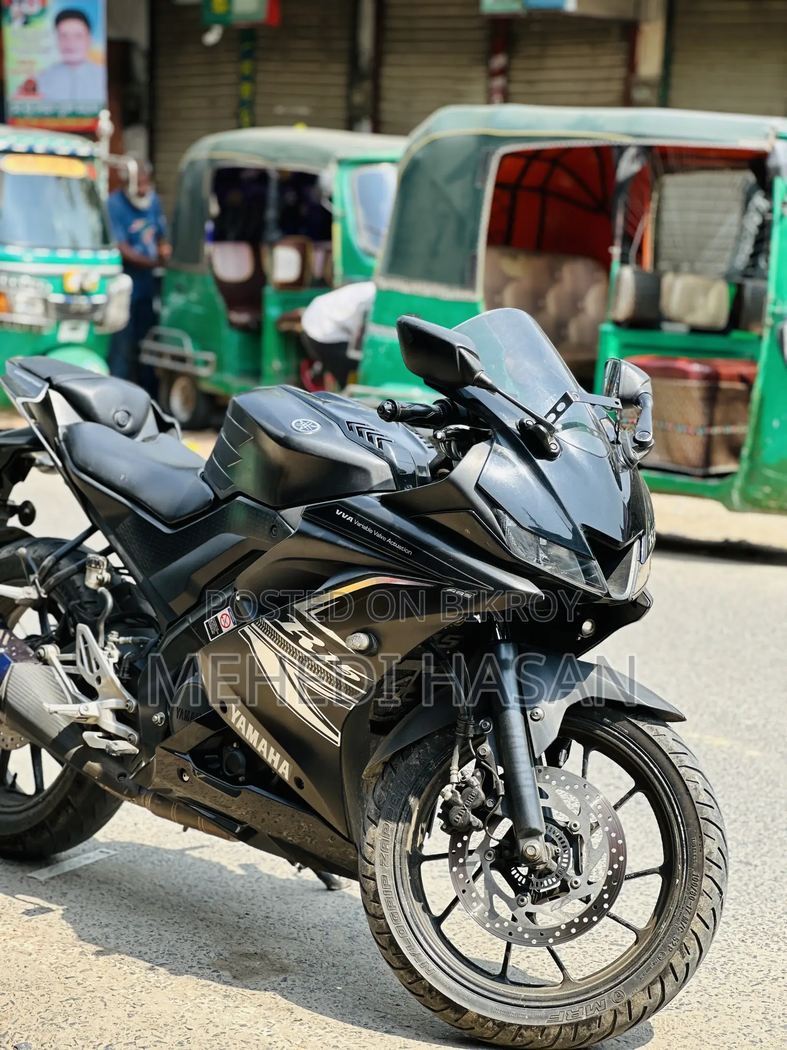 ইয়ামাহা আর১৫ ভি৩ ২০২১ কালো