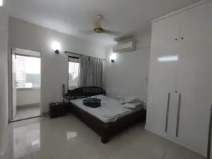 গুলশানের অনিক রিয়েল এস্টেটে ৩টি বেডরুমের সজ্জিত অ্যাপার্টমেন্ট ভাড়ার জন্য