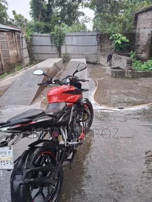 Bajaj Pulsar NS 160 2019 Red