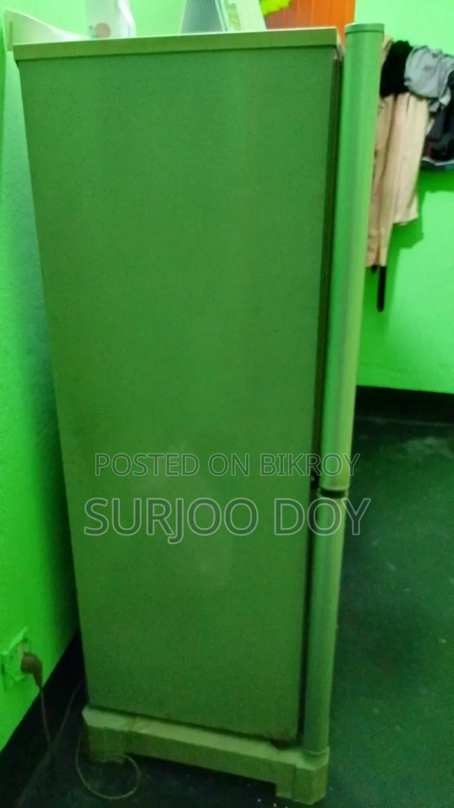 Refrigerator