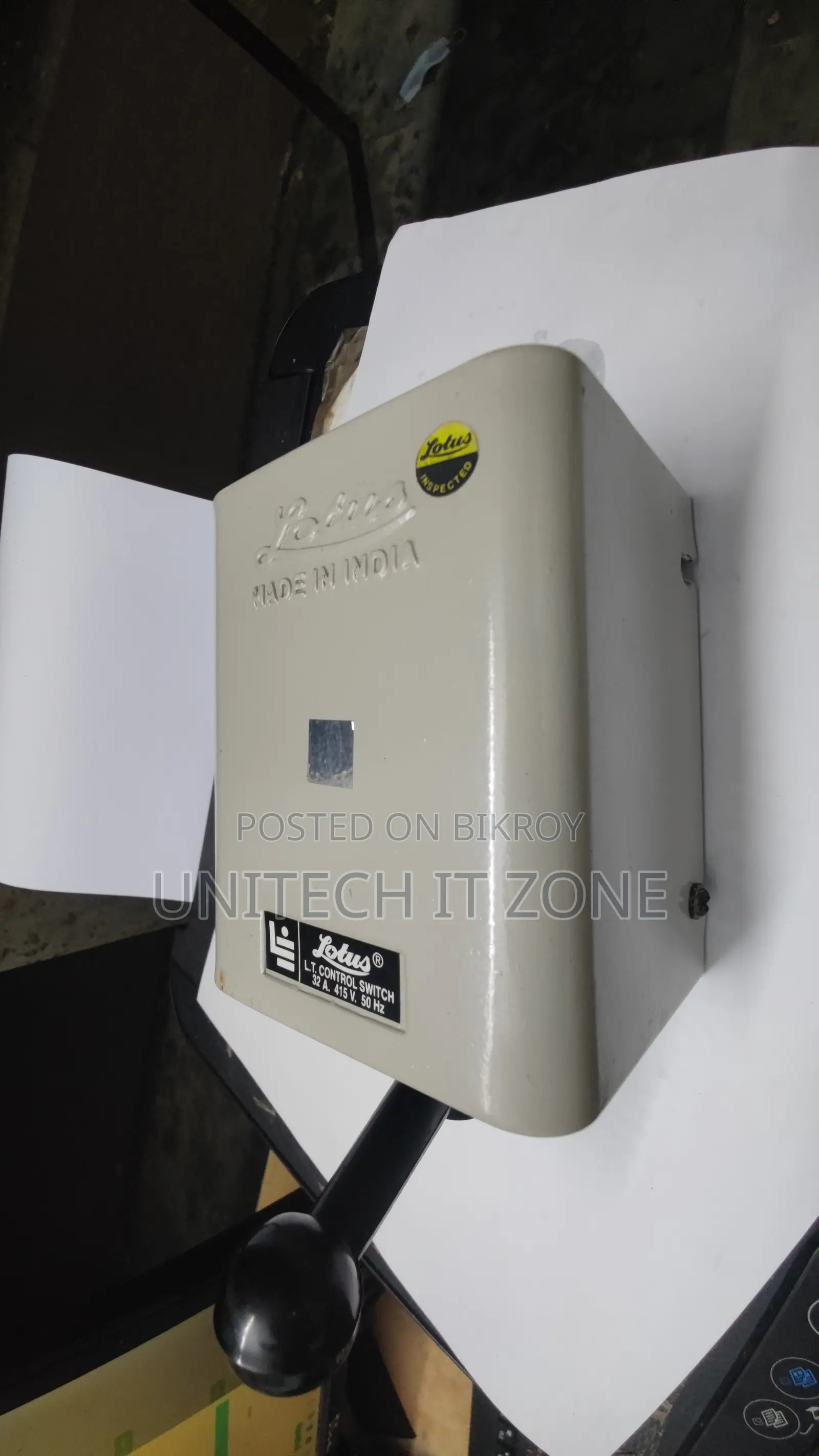Lotus LT Control Switch 32A (Change Over Switch)