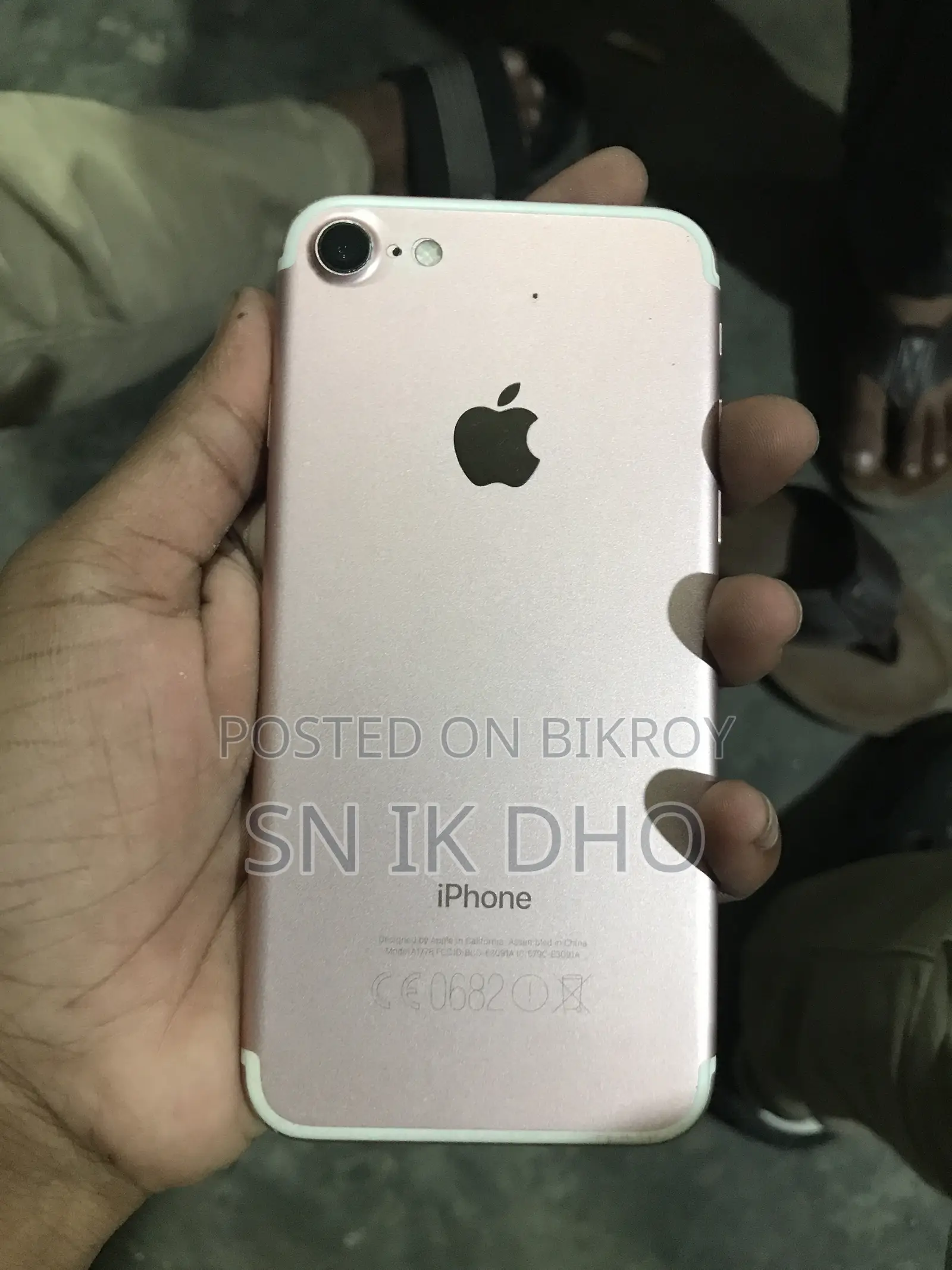 New Apple iPhone 7 256 GB Gold