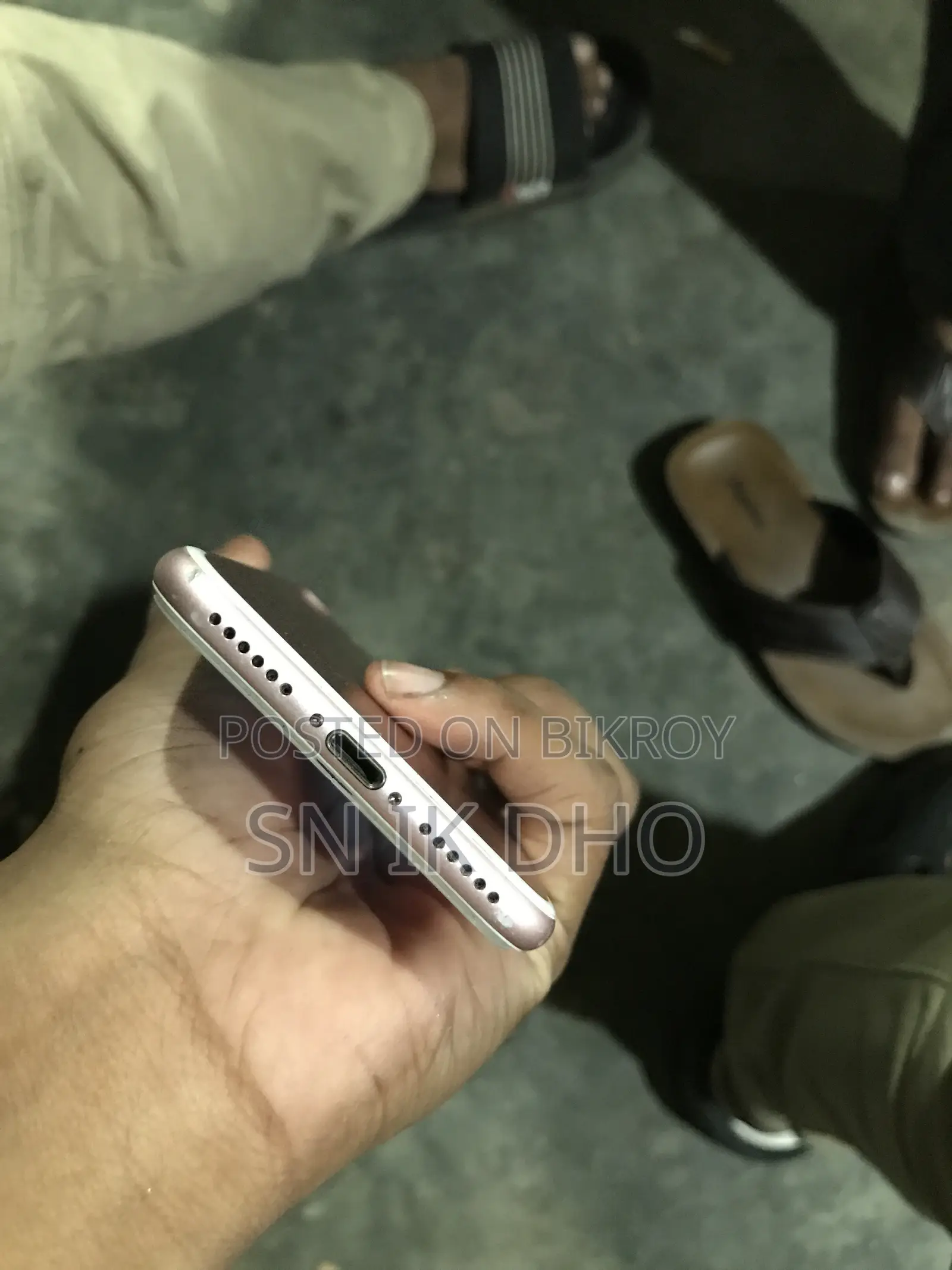New Apple iPhone 7 256 GB Gold