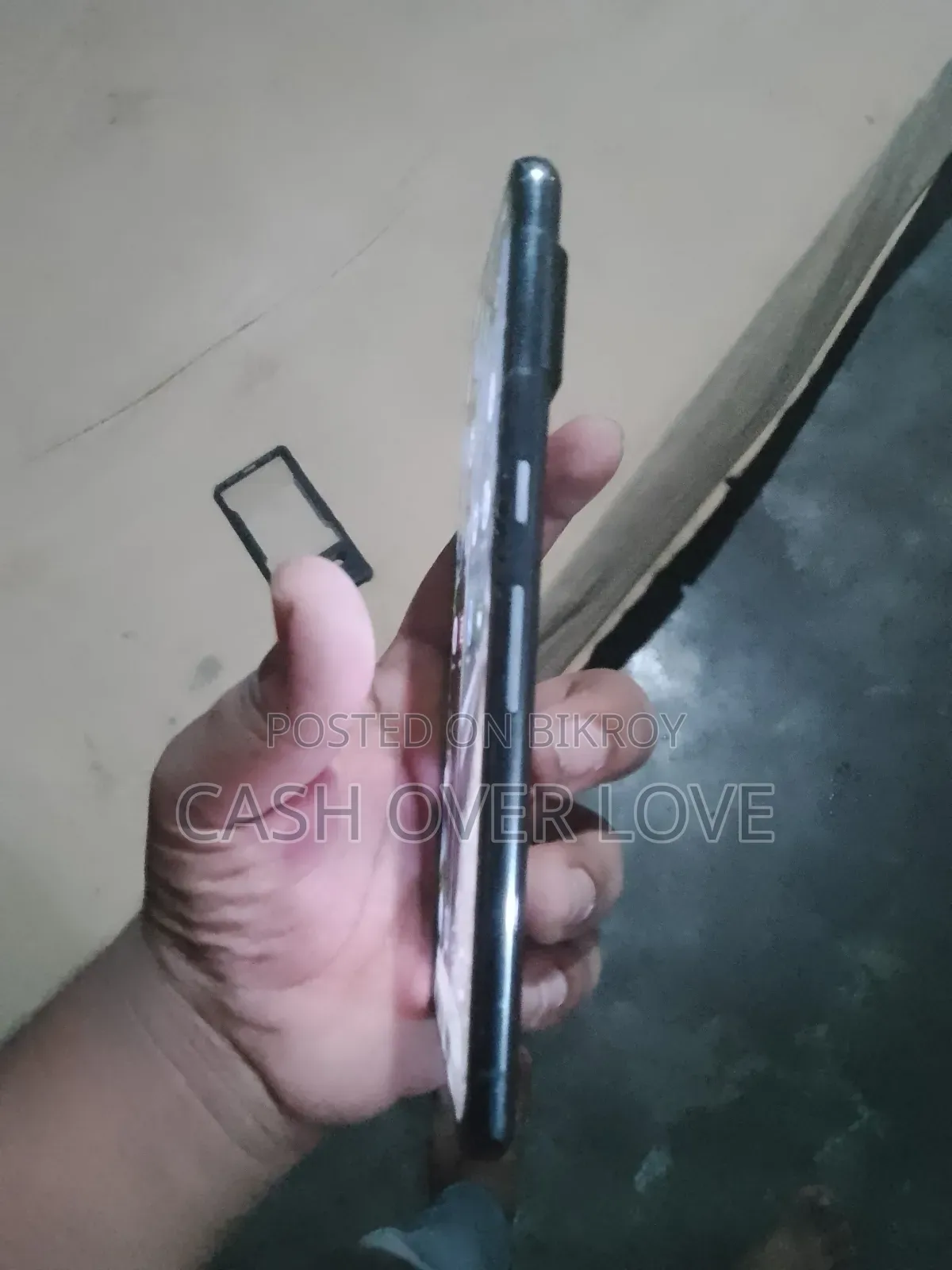 গুগল পিক্সেল ৭ প্রো ১২৮ জিবি ব্ল্যাক