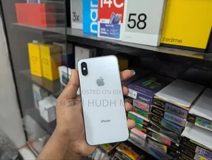 অ্যাপল আইফোন এক্সএস ২৫৬ জিবি সাদা
