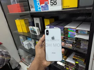 অ্যাপল আইফোন এক্সএস ২৫৬ জিবি সাদা