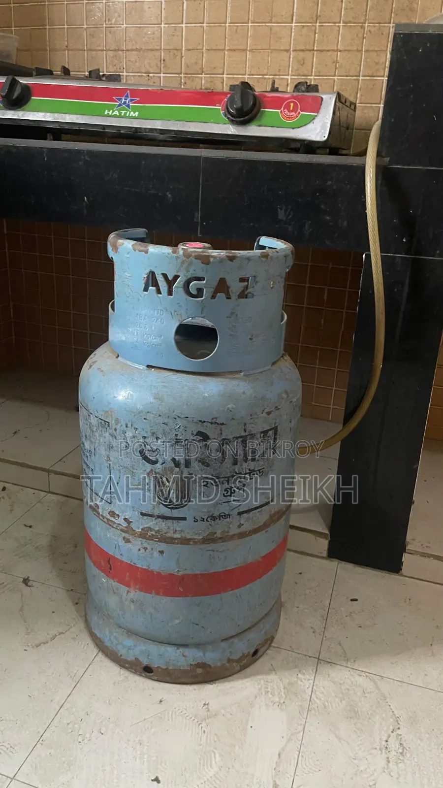 Double Gas Stove and 12 KG Cylinder Bottle