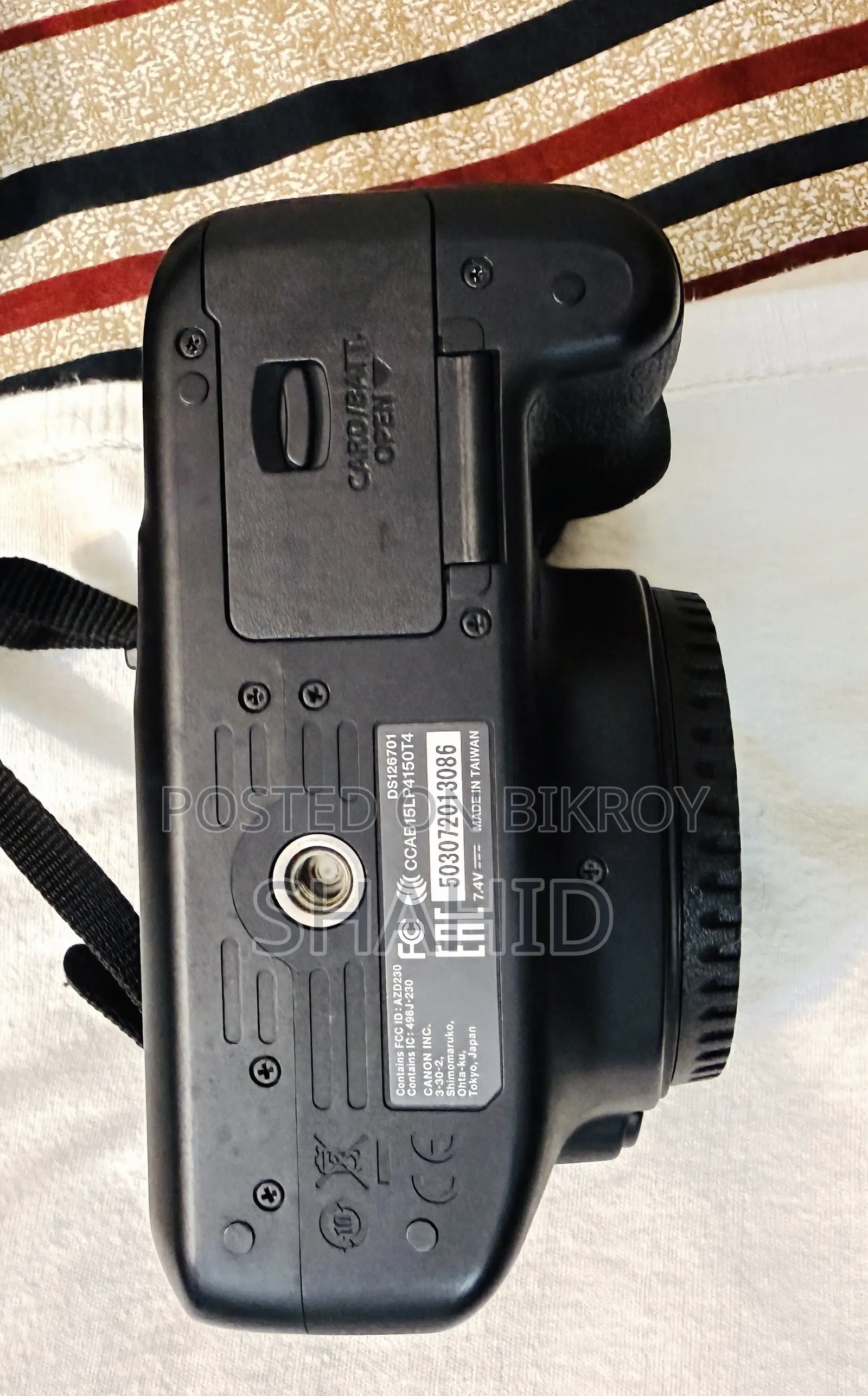 DSLR Camera