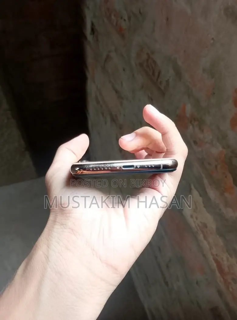 অ্যাপল আইফোন এক্সএস ২৫৬ জিবি গোল্ড