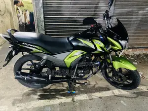 টিভিএস স্ট্রাইকার ১২৫ ২০১৯ সবুজ